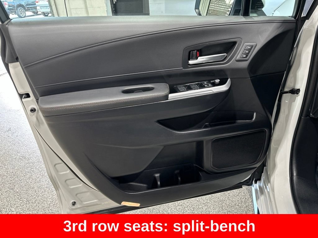 Certified 2025 Toyota Sienna Platinum AWD/4WD image 13