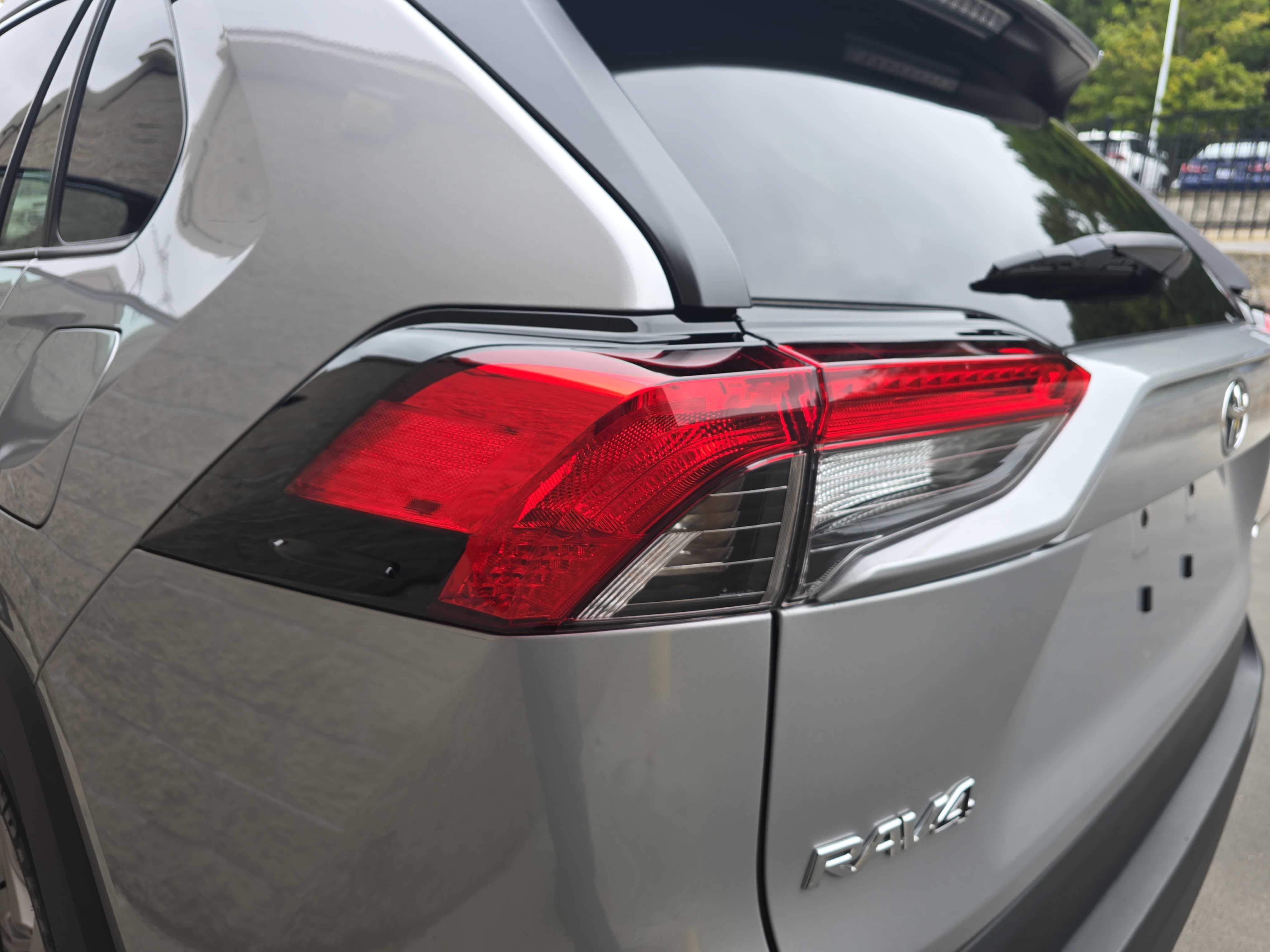 Used 2025 Toyota RAV4 XLE w/ Convenience Package FWD image 35