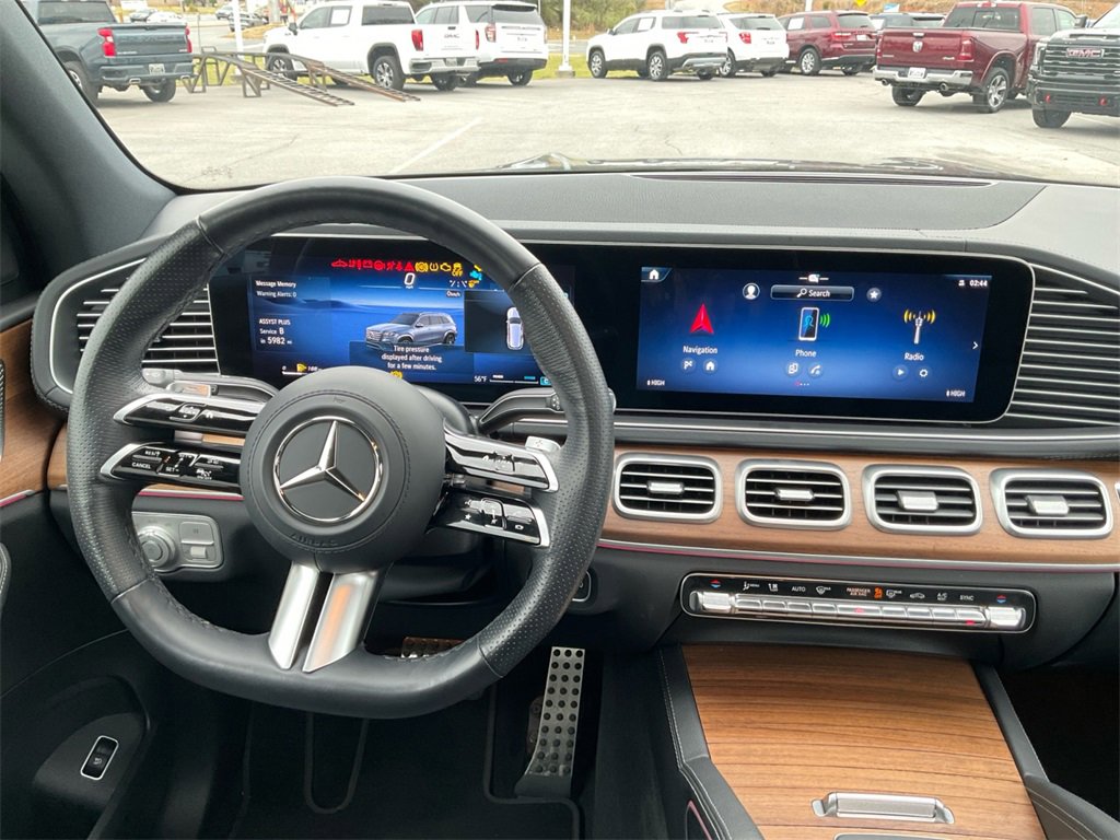 Used 2025 Mercedes-Benz GLS 450 4MATIC image 17