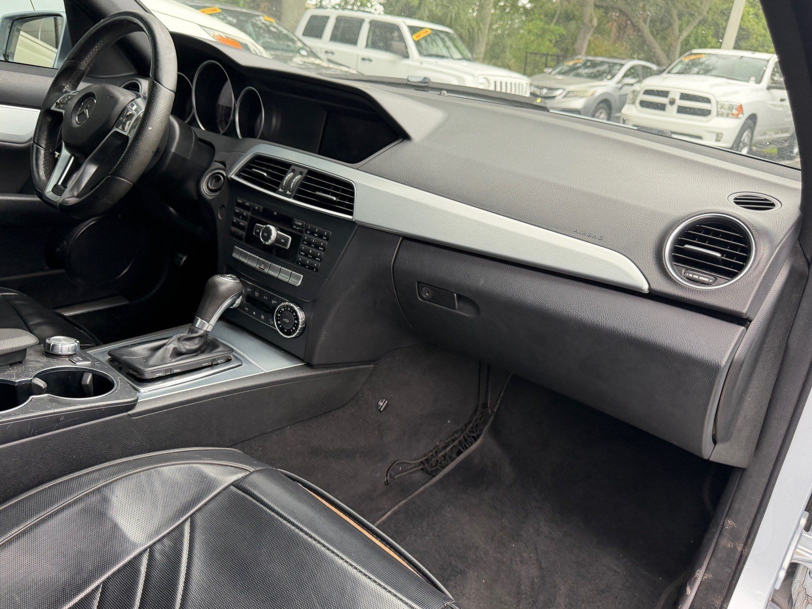 Used 2014 Mercedes-Benz C 250 Sedan image 27