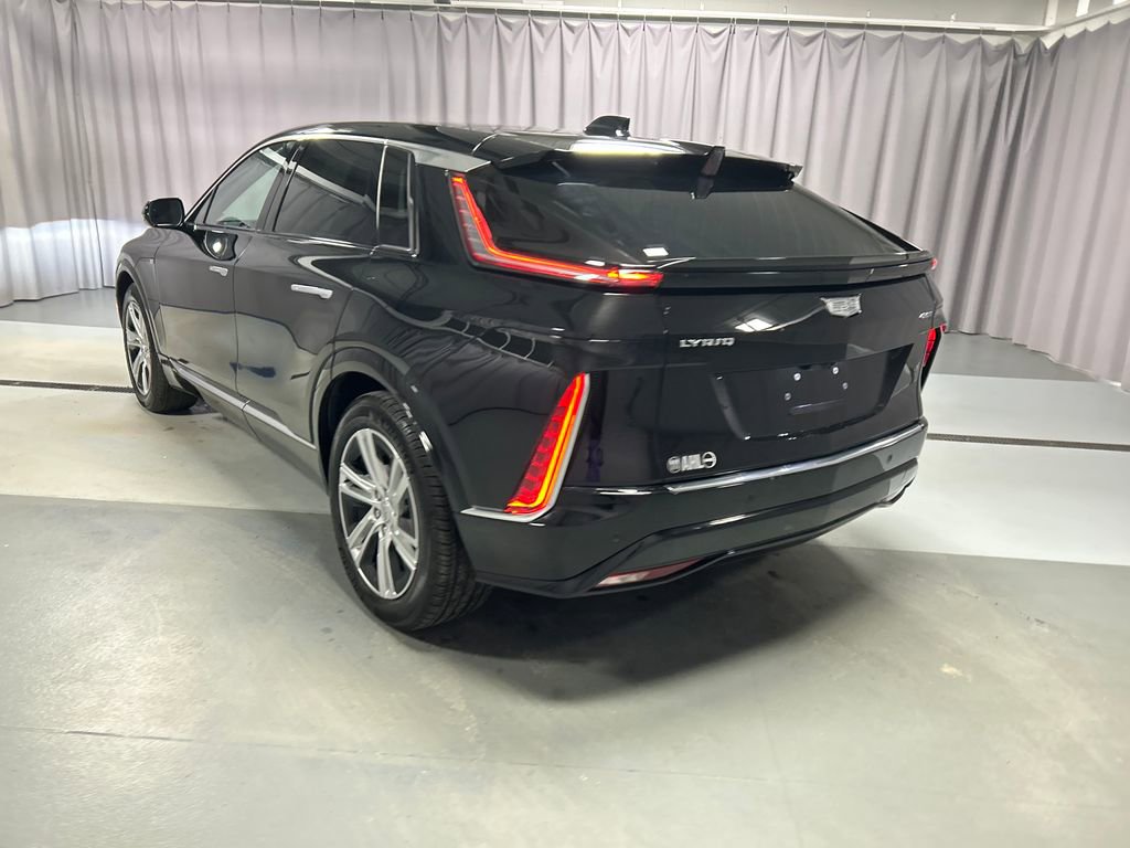 Used 2024 Cadillac Lyriq Tech image 5