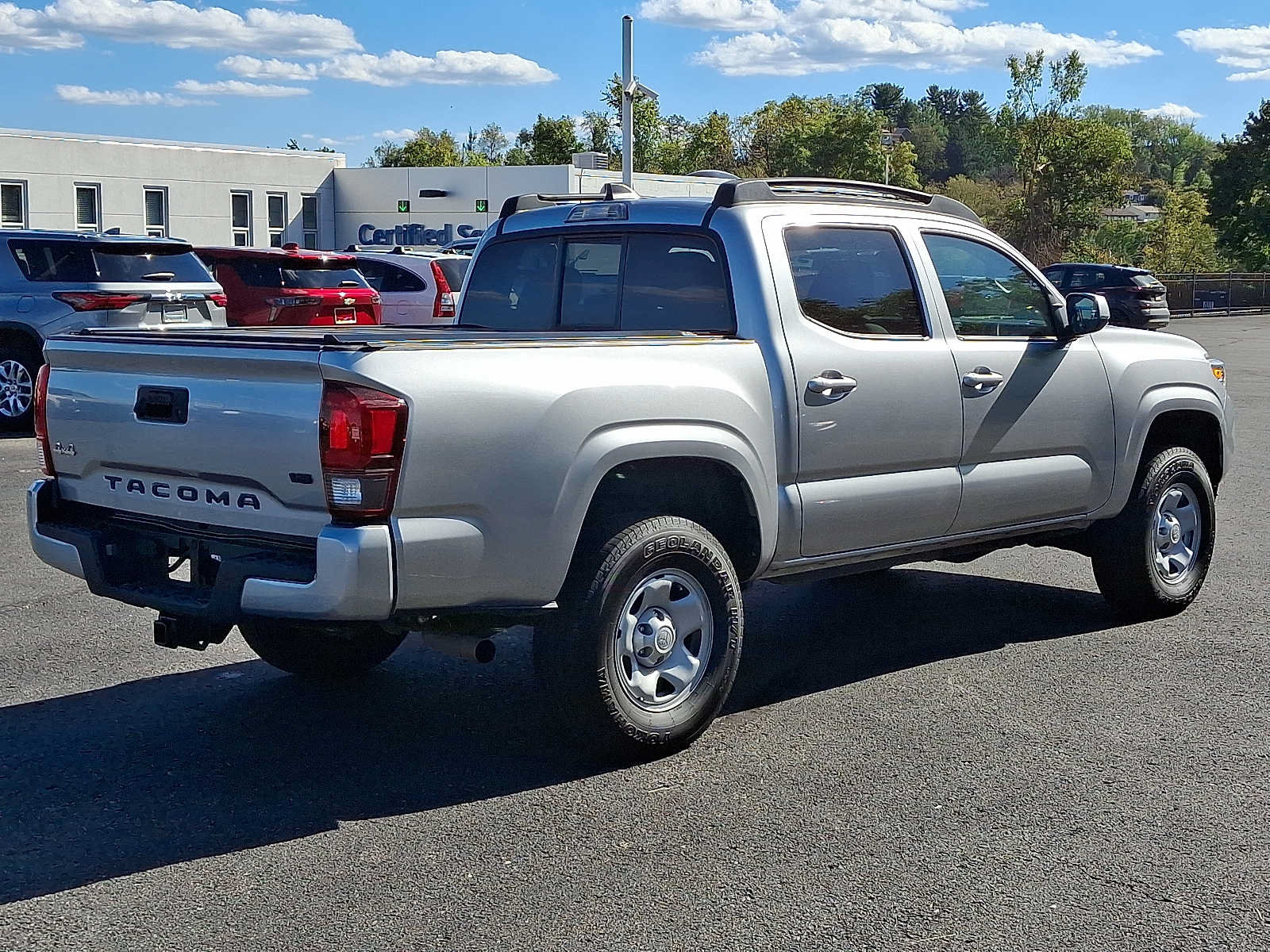 Used 2023 Toyota Tacoma SR AWD/4WD image 7