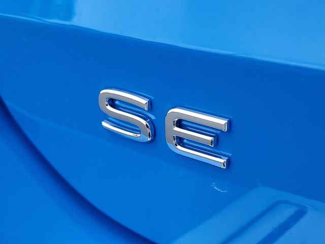 New 2025 Volkswagen Taos SE image 6