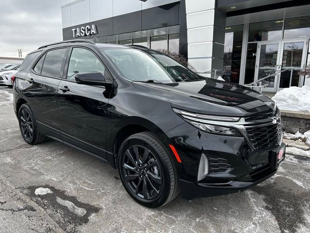 Used 2023 Chevrolet Equinox RS image 1