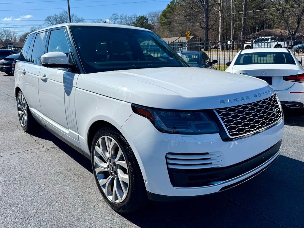 Used 2018 Land Rover Range Rover HSE image 3