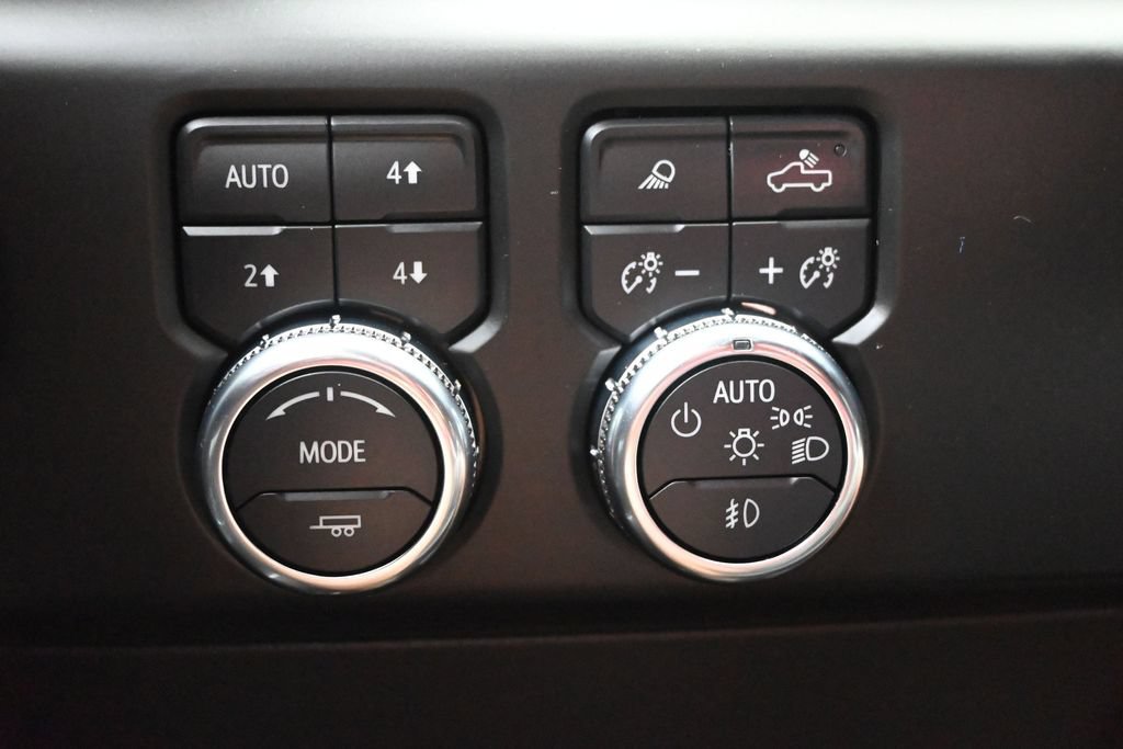 Used 2023 GMC Sierra 1500 Denali AWD/4WD image 23