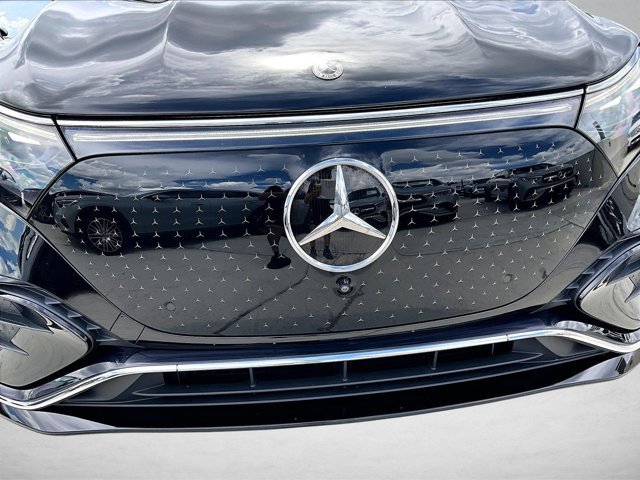 Certified 2023 Mercedes-Benz EQS 580 4MATIC SUV image 29