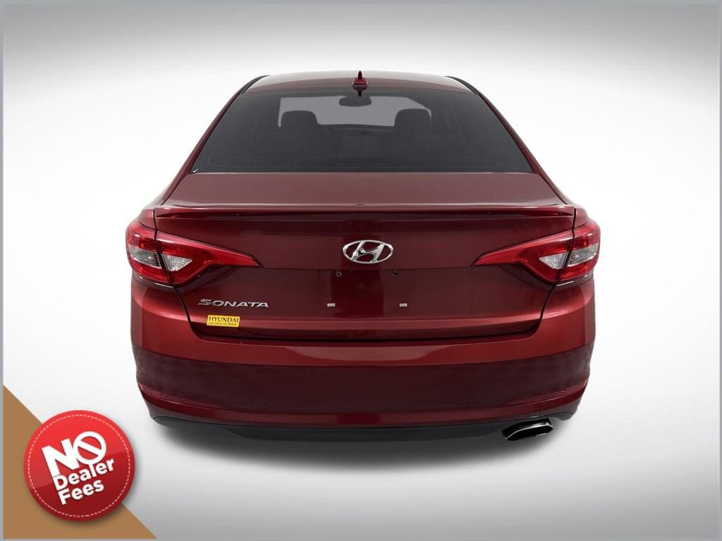 Used 2016 Hyundai Sonata SE w/ Winter Weather Package image 5