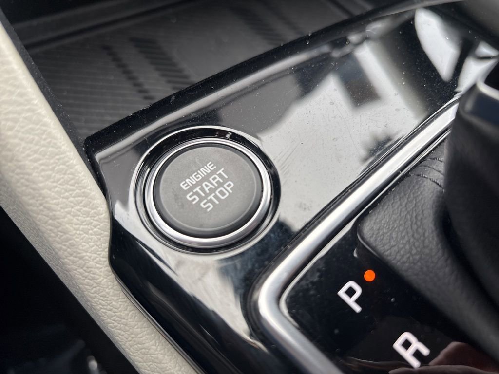 Used 2025 Kia Sportage EX image 28