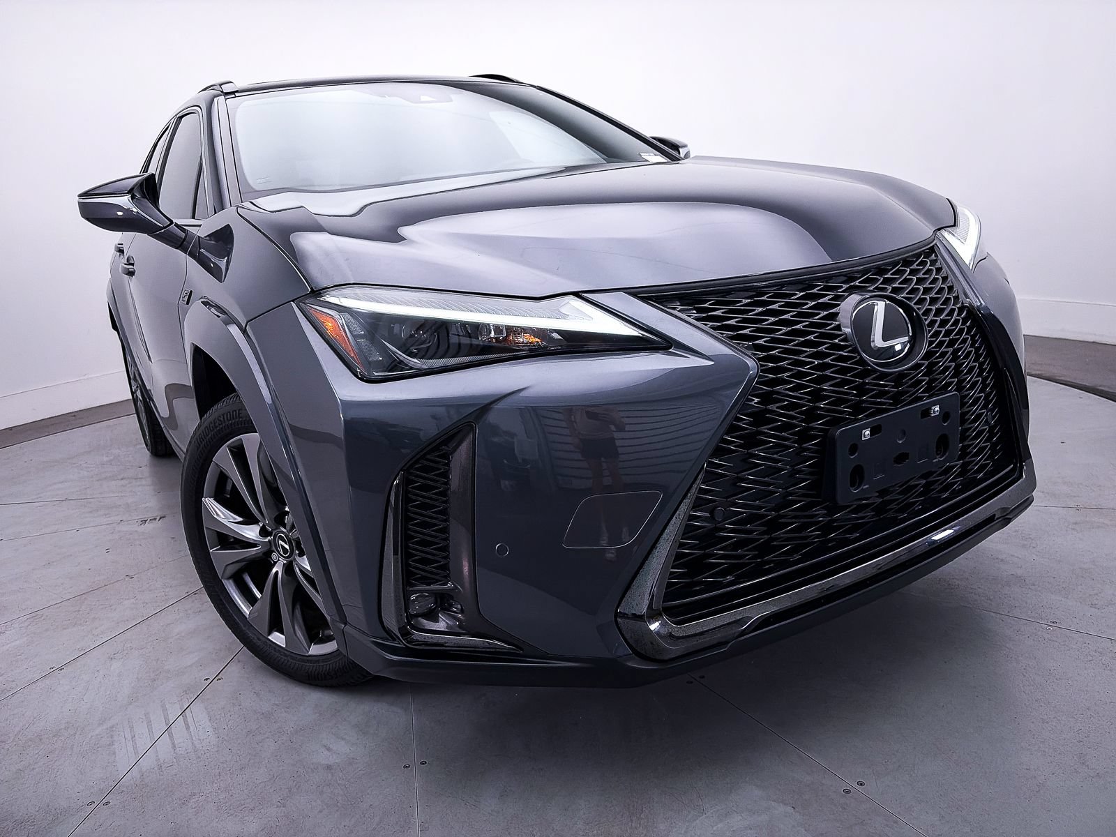 Used 2024 Lexus UX 250h F Sport FWD image 9