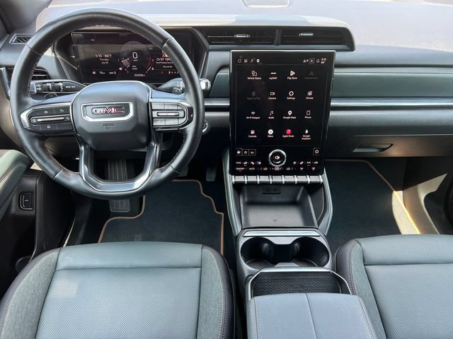 Used 2026 GMC Terrain AT4 w/ Convenience Package III AWD/4WD image 3