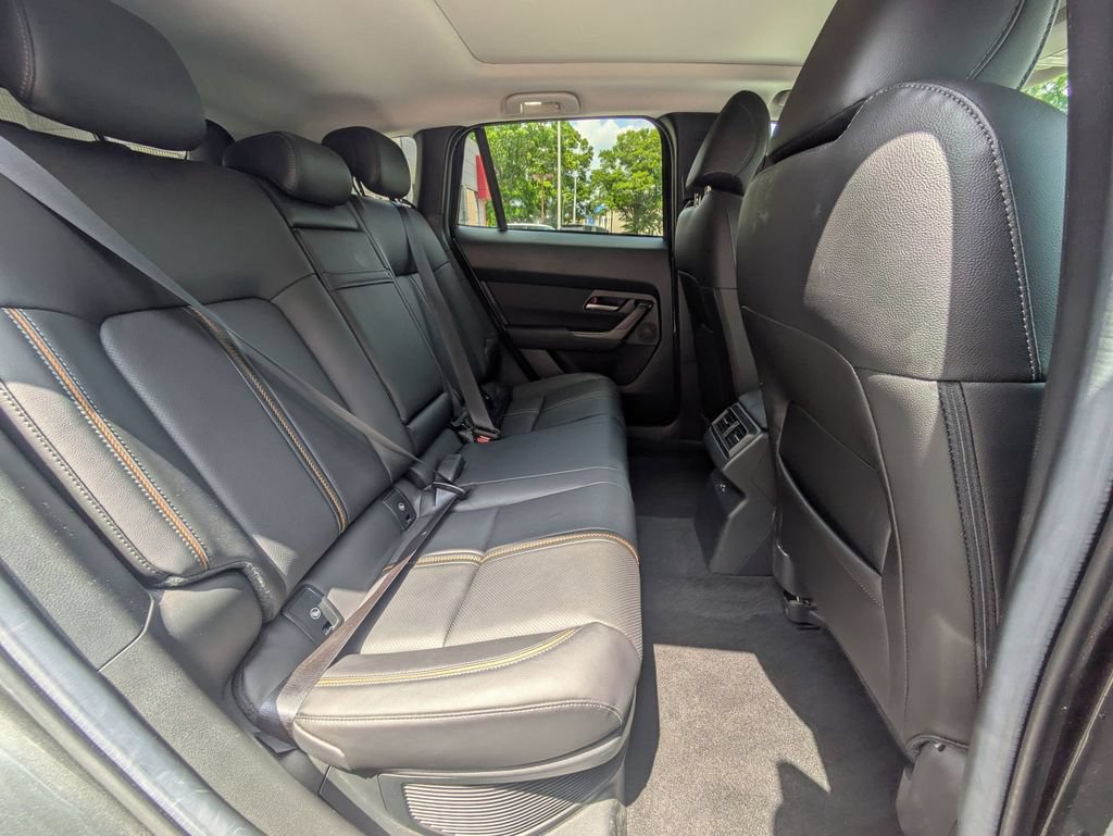 Used 2025 MAZDA CX-50 AWD 2.5 Hybrid w/ Premium Pkg image 30