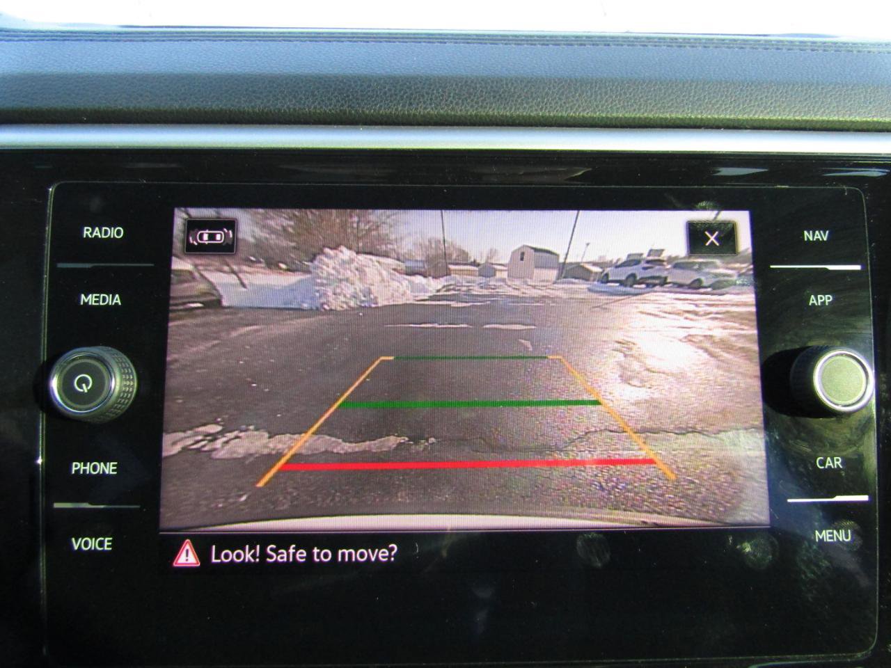 Used 2021 Volkswagen Atlas Cross Sport SEL Premium R-Line image 15