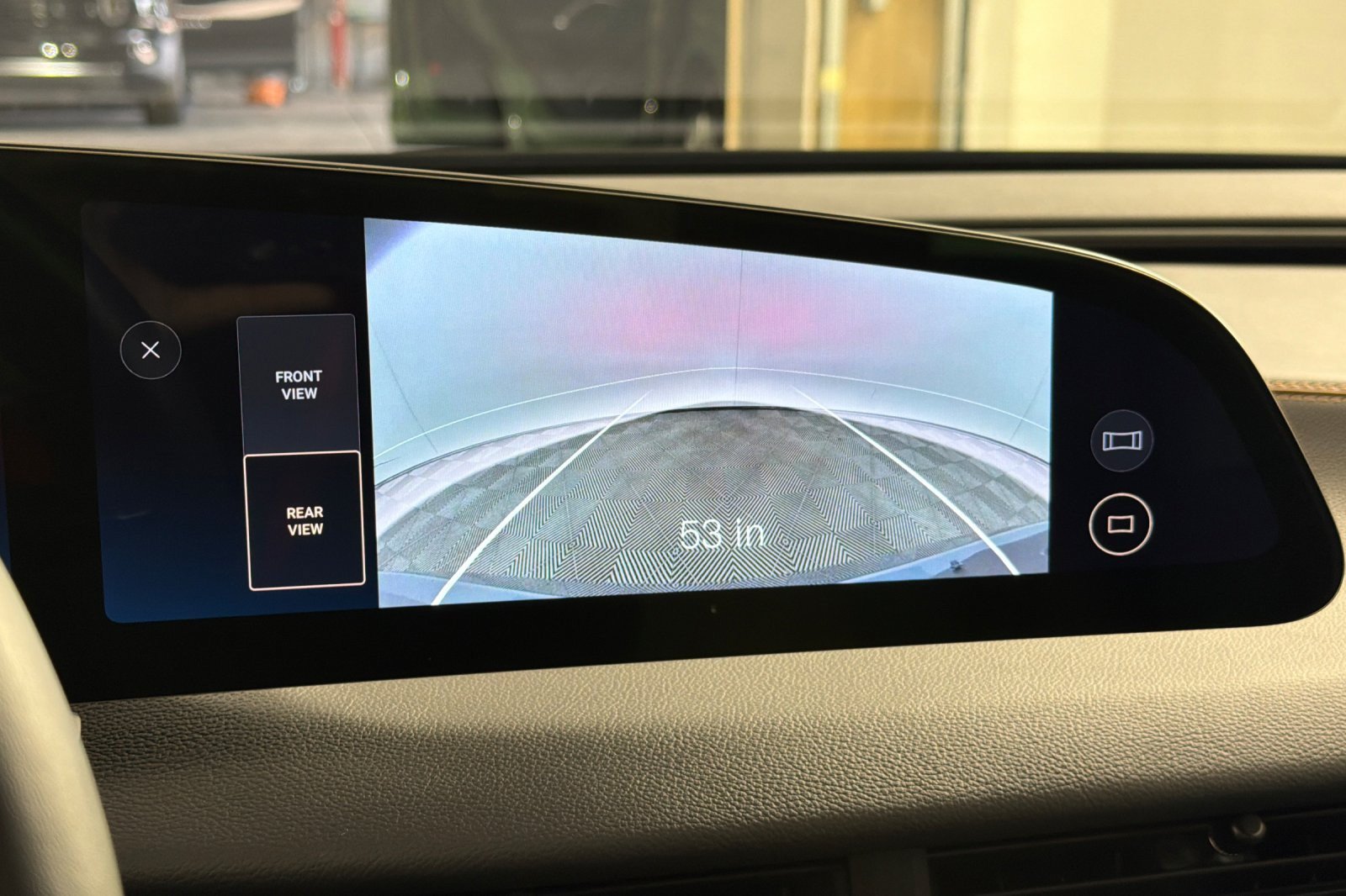 Used 2025 Lucid Air Touring AWD/4WD image 17