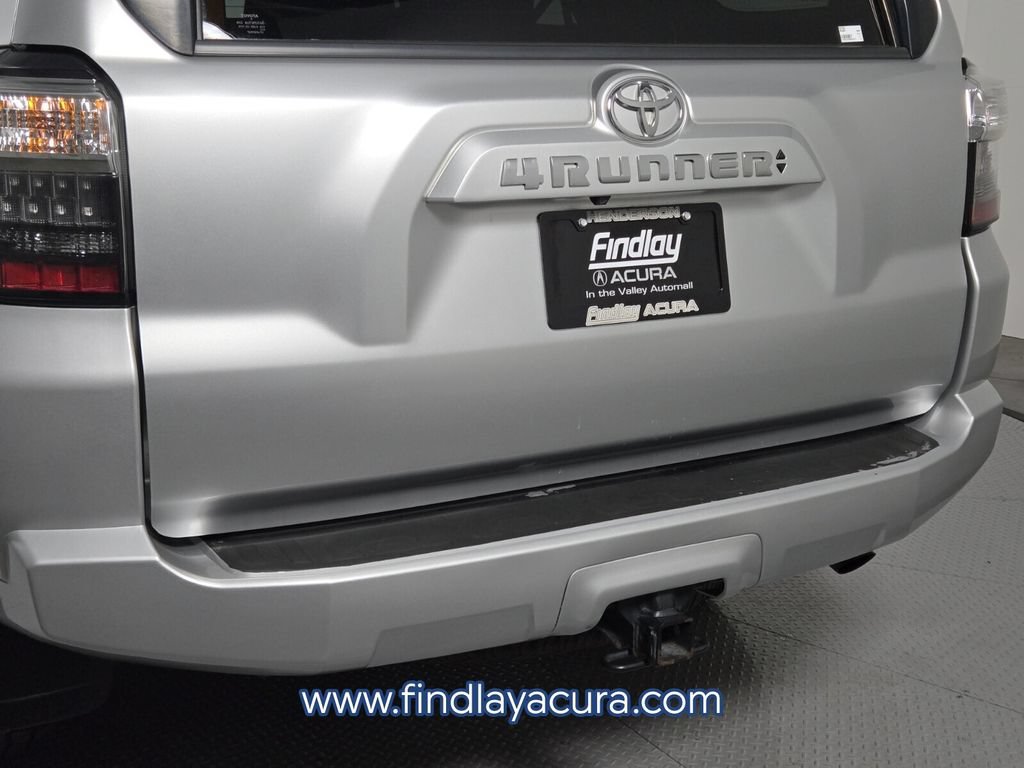 Used 2021 Toyota 4Runner SR5 AWD/4WD image 6