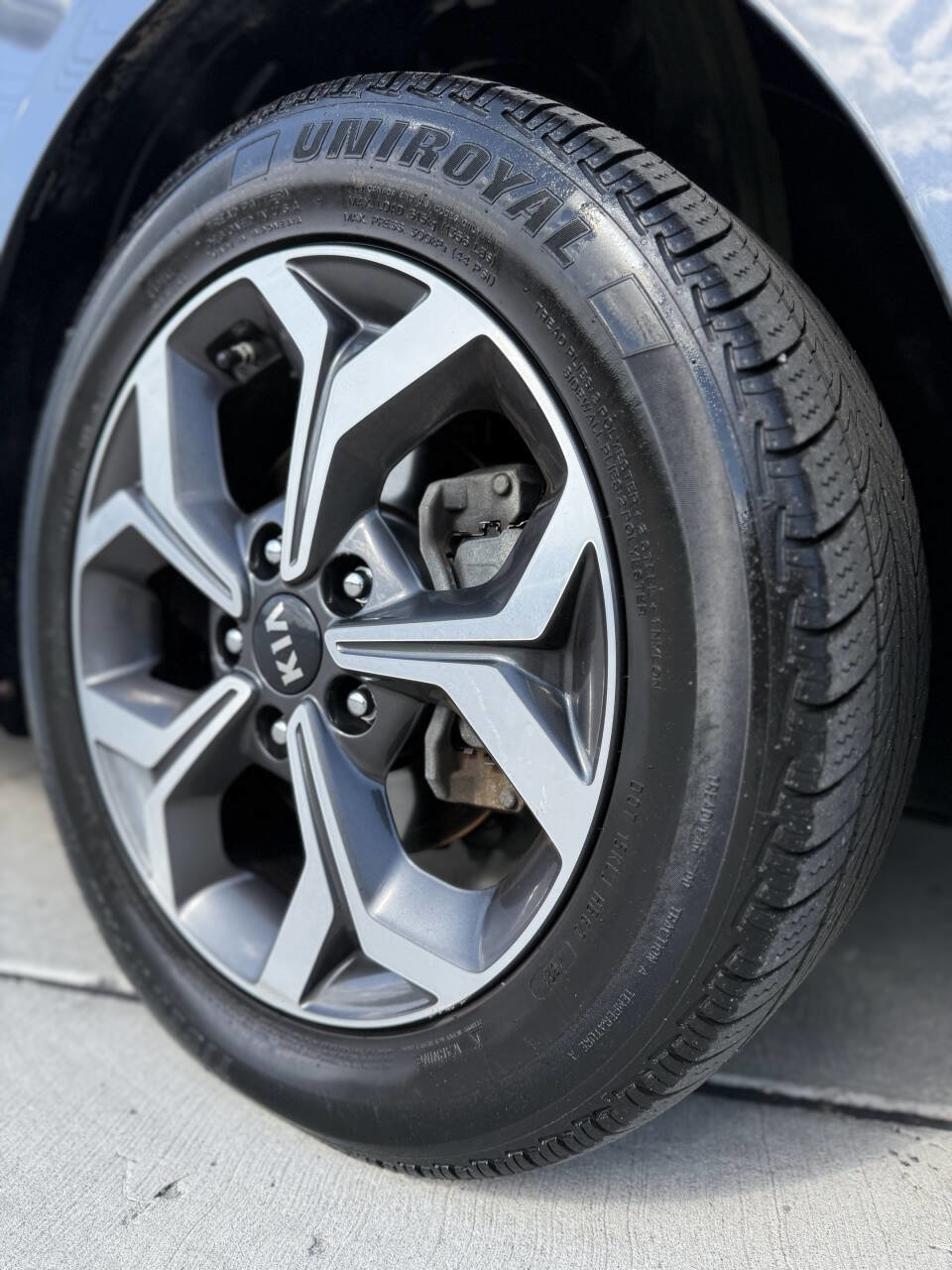 Used 2020 Kia Forte LXS image 8