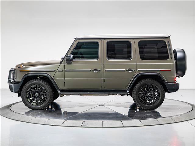 Used 2025 Mercedes-Benz G 550 image 2