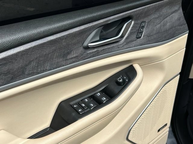 Used 2022 Jeep Grand Cherokee Limited AWD/4WD image 18