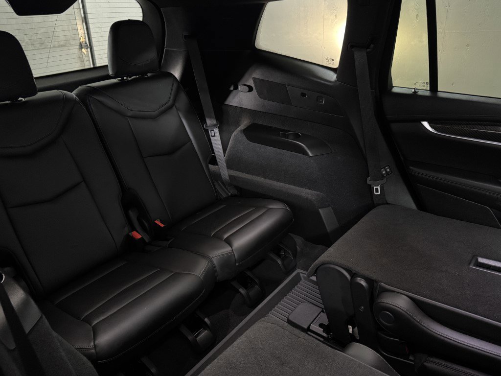 Used 2022 Cadillac XT6 Sport w/ Technology Package image 41