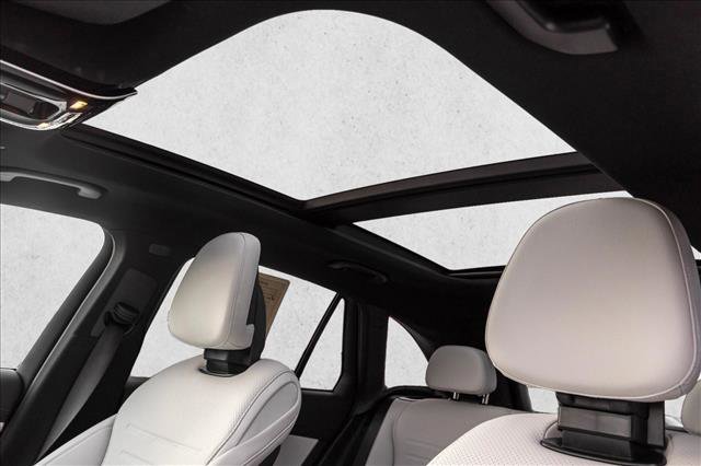 Certified 2026 Mercedes-Benz GLC 300 4MATIC image 13