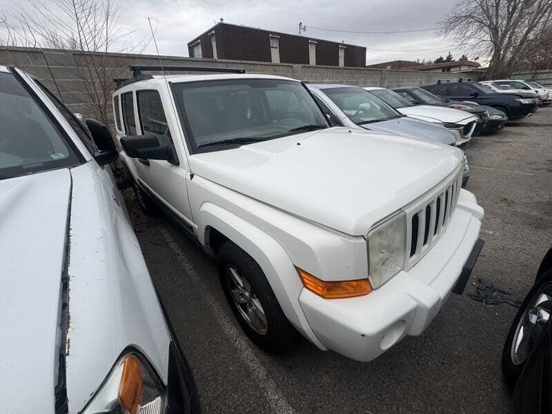 Used 2006 Jeep Commander 4WD image 3