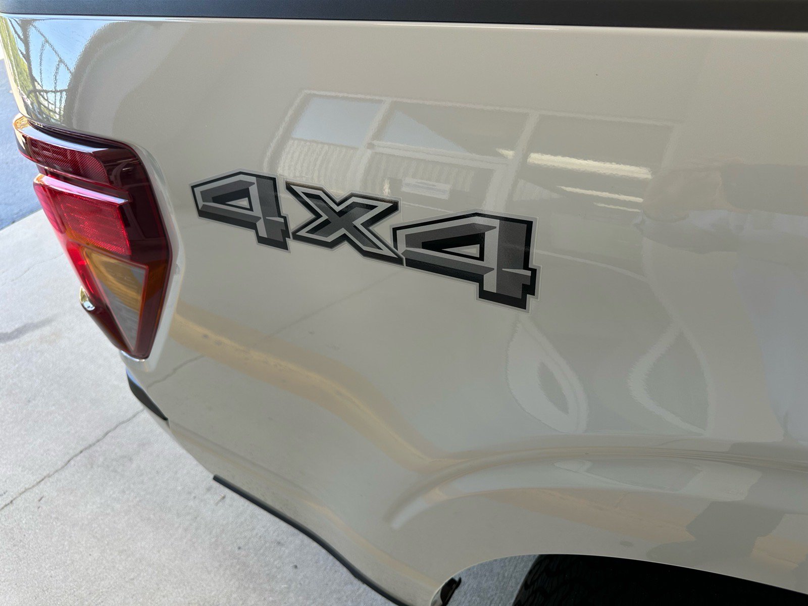New 2026 Ford F150 XLT w/ XLT Black Appearance Package AWD/4WD image 10