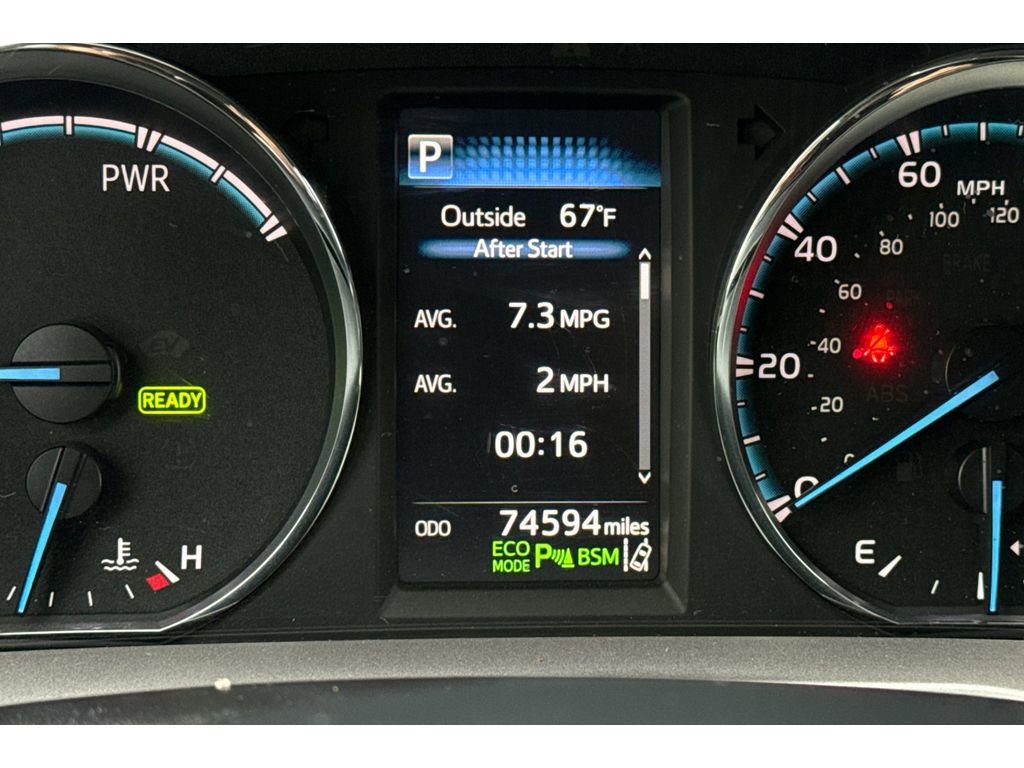 Used 2016 Toyota RAV4 Limited image 28