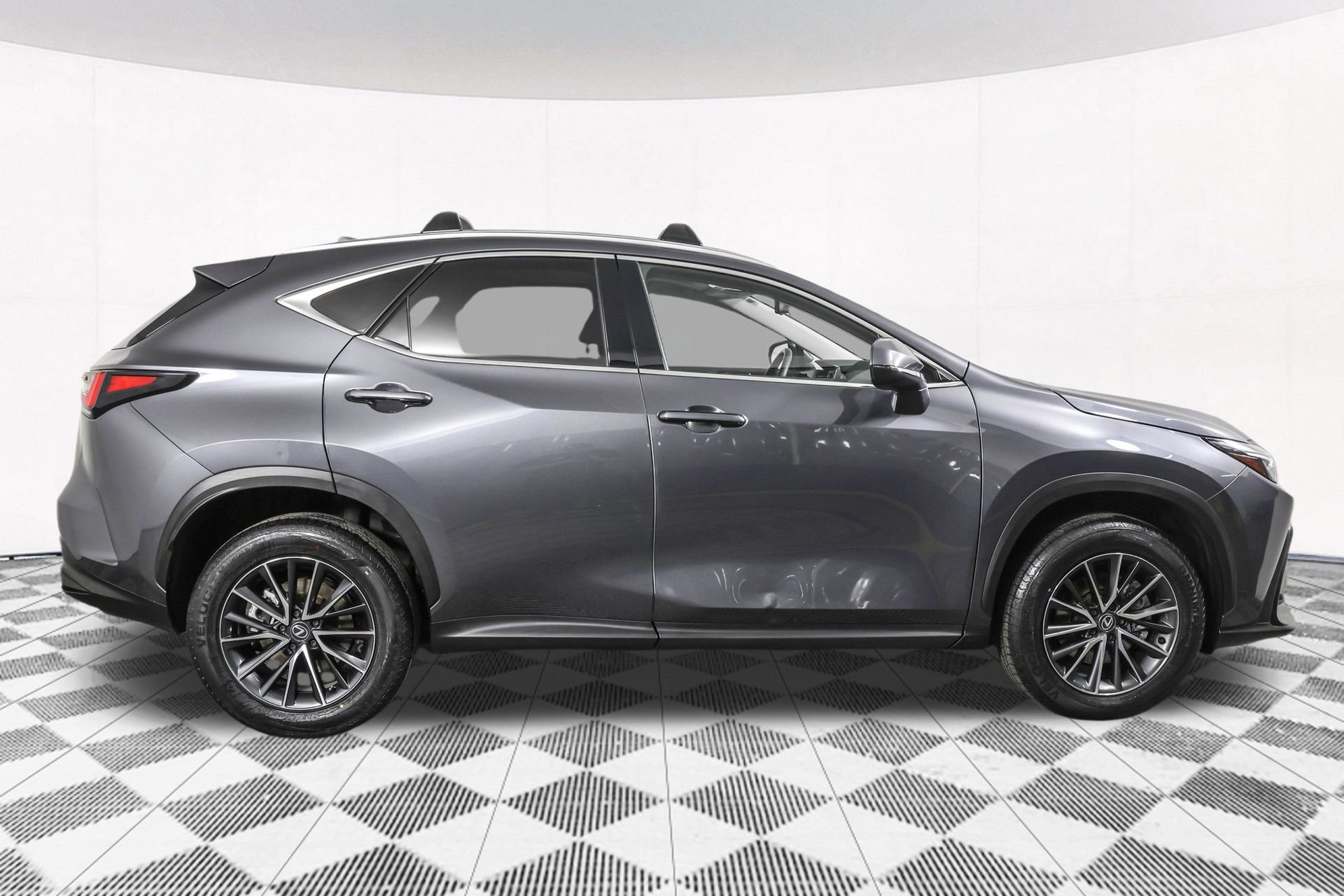 Used 2024 Lexus NX 350 AWD image 13