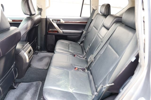 Used 2015 Lexus GX 460 w/ Premium Package AWD/4WD image 13
