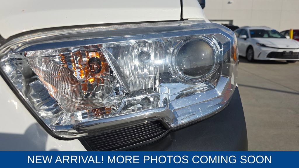 Used 2021 Toyota Tacoma SR image 9