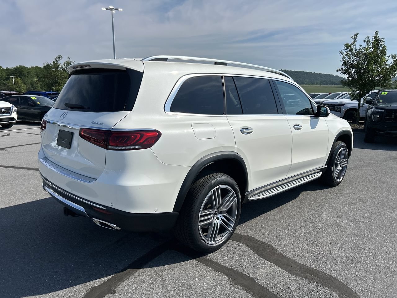 Used 2022 Mercedes-Benz GLS 450 4MATIC image 7