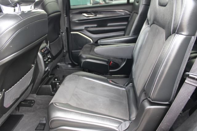 Used 2021 Jeep Grand Cherokee L Laredo image 38