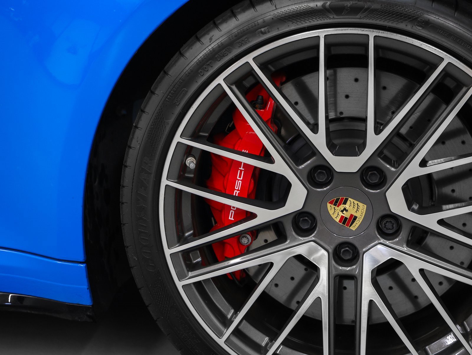 Used 2023 Porsche 911 Turbo image 18