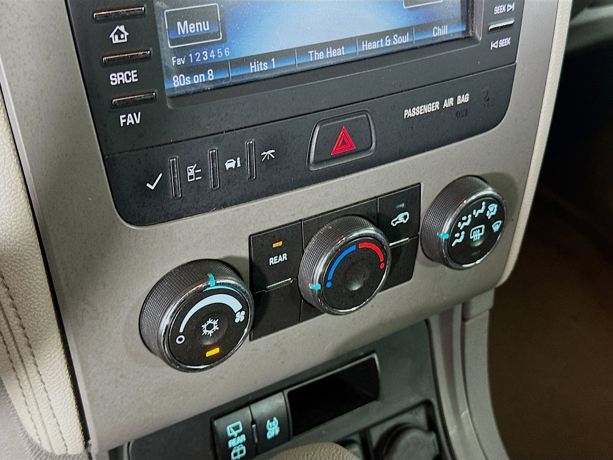 Used 2015 Chevrolet Traverse LS image 22