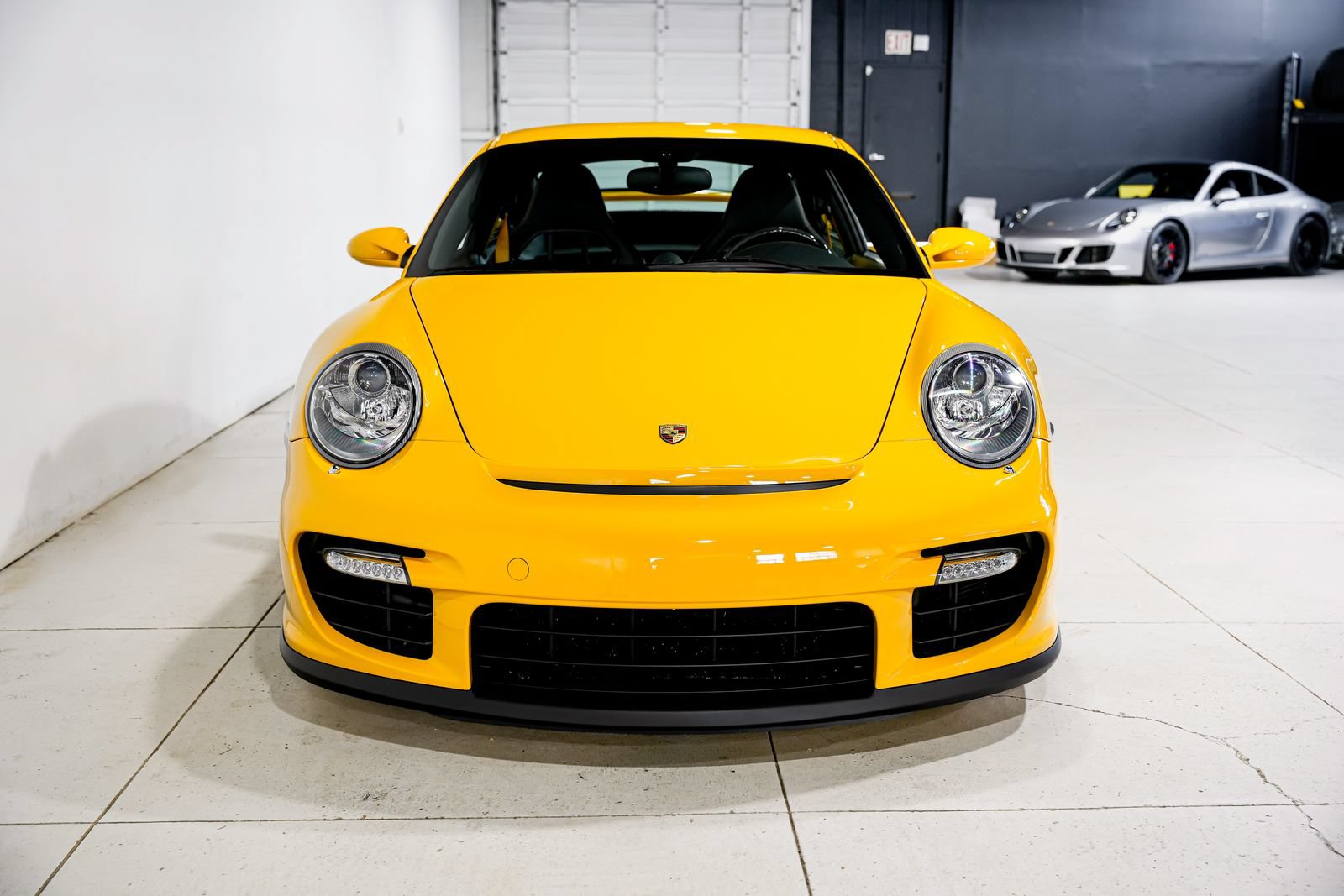 Used 2008 Porsche 911 GT2 RWD image 5