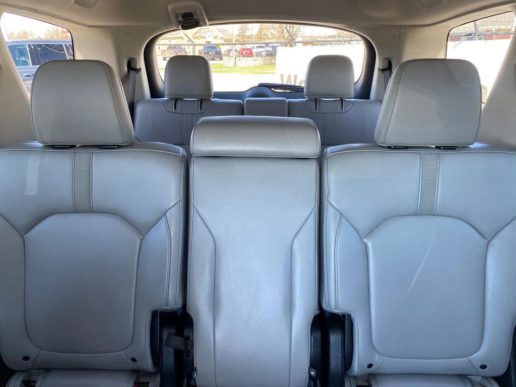 Used 2024 Honda Pilot Touring image 32