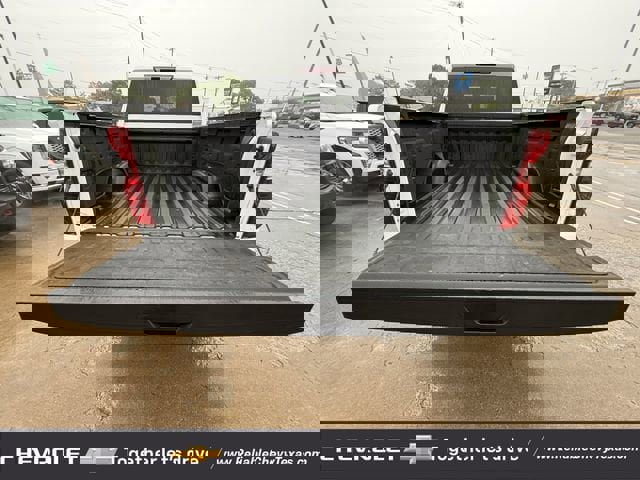 Used 2025 Chevrolet Silverado 2500 Custom w/ Custom Value Package image 34