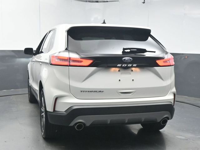 Used 2021 Ford Edge Titanium image 6