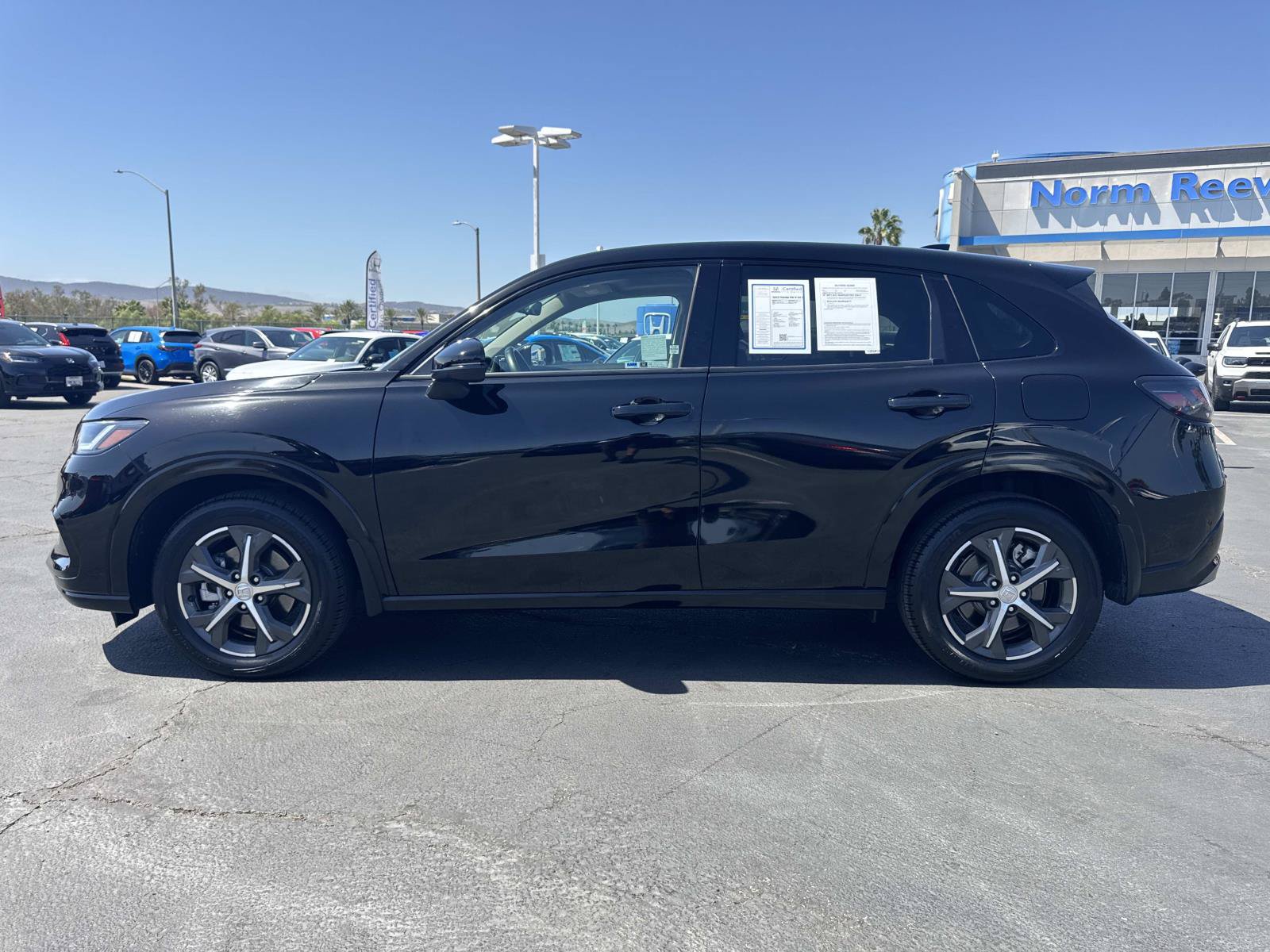 Certified 2023 Honda HR-V EX-L image 2