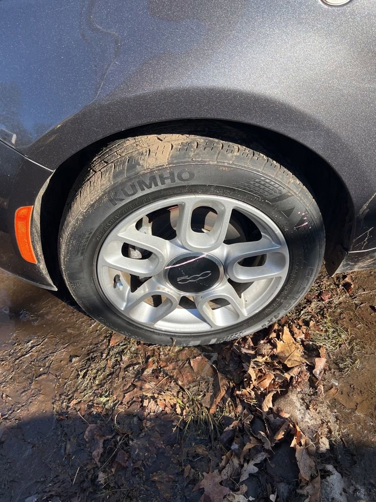 Used 2015 FIAT 500 Pop image 17