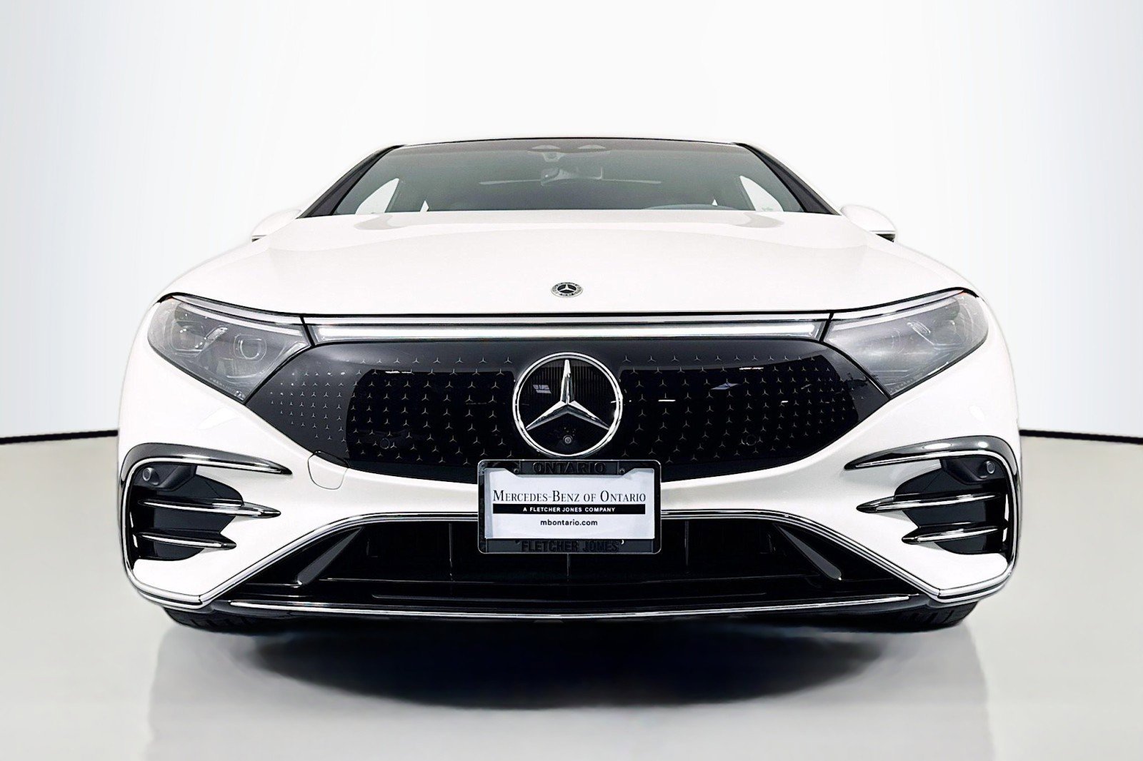 Certified 2023 Mercedes-Benz EQS 580 4MATIC Sedan image 2