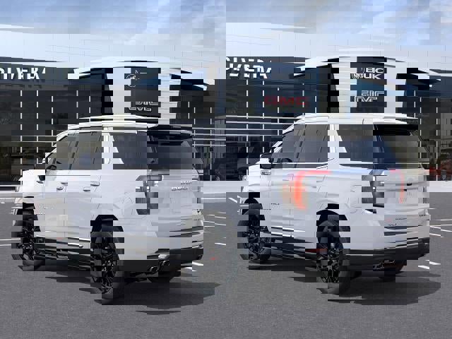 New 2026 GMC Yukon Denali w/ Sun & Power Step Package image 3