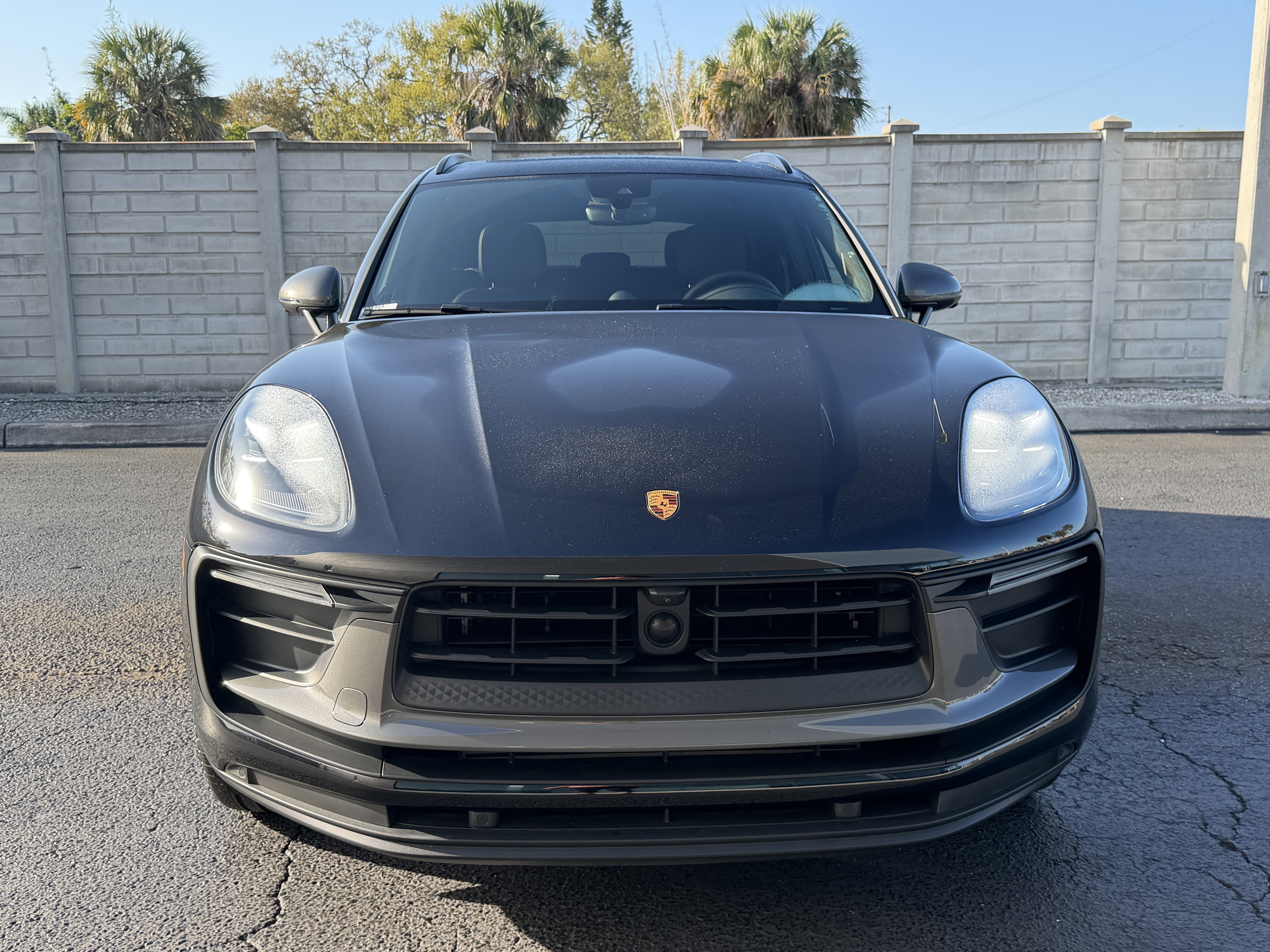 Certified 2025 Porsche Macan Turbo image 11