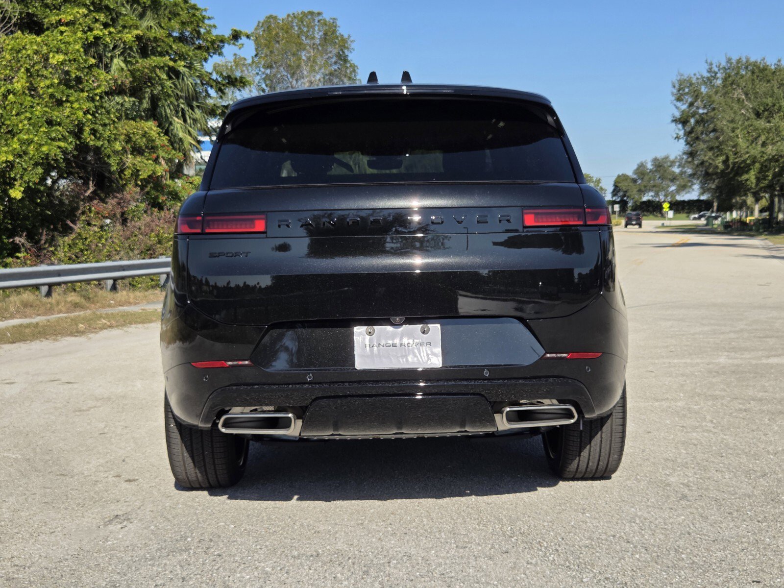New 2025 Land Rover Range Rover Sport Dynamic SE image 6