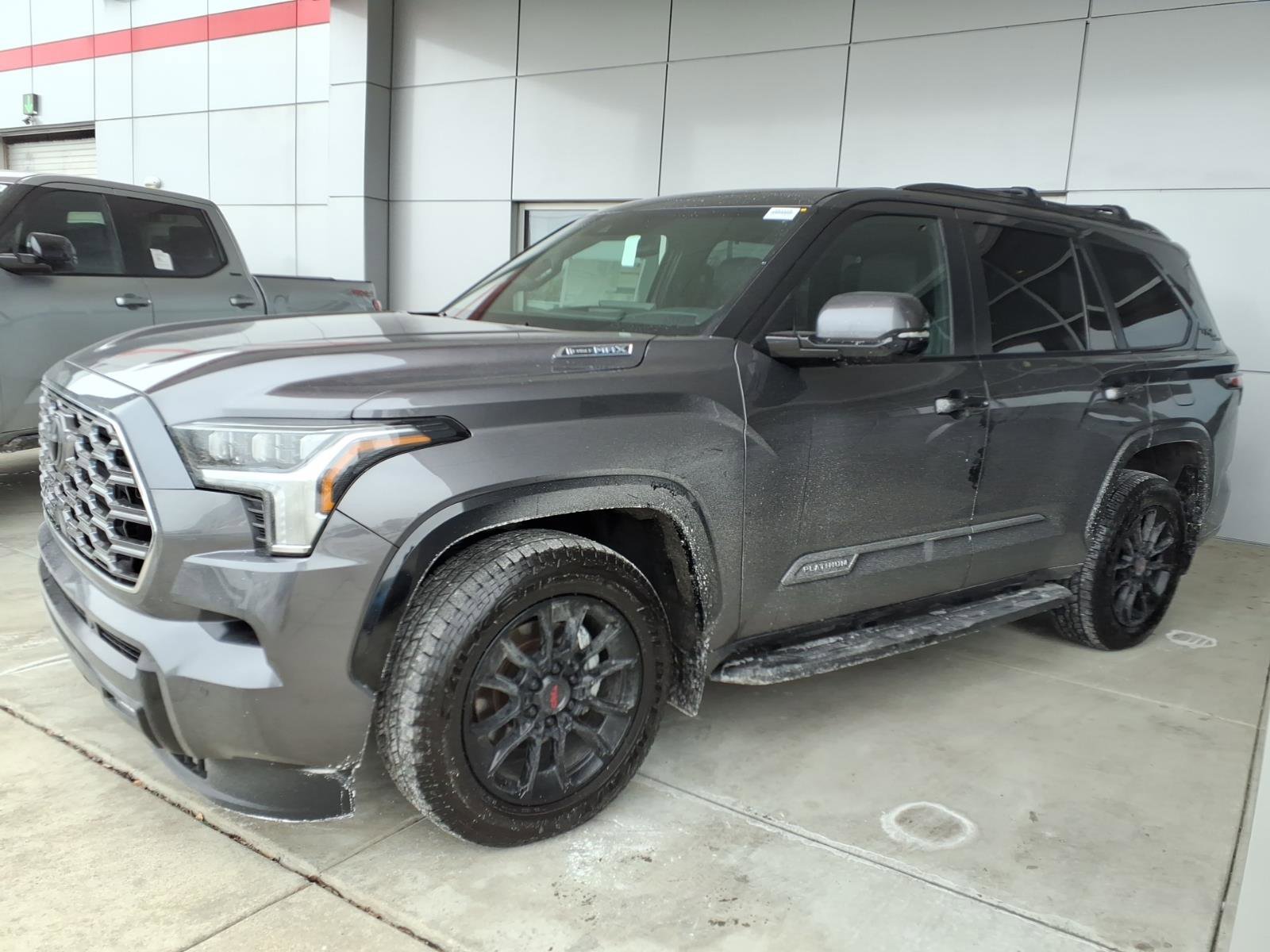 Used 2025 Toyota Sequoia Platinum w/ TRD Off-Road Package image 4