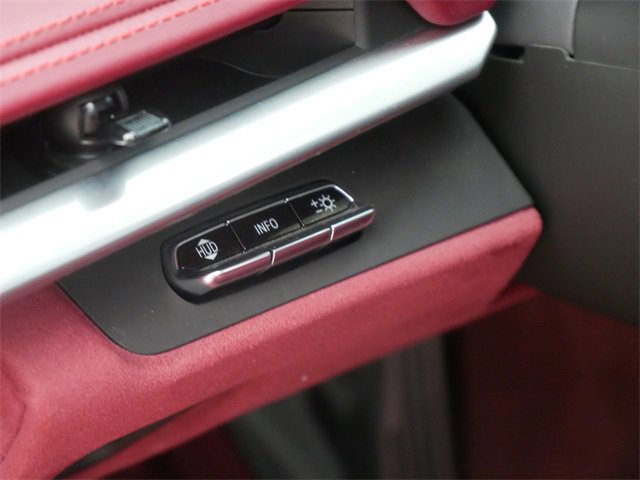 Used 2021 Chevrolet Corvette Stingray Premium Cpe w/ Z51 Performance Package image 19