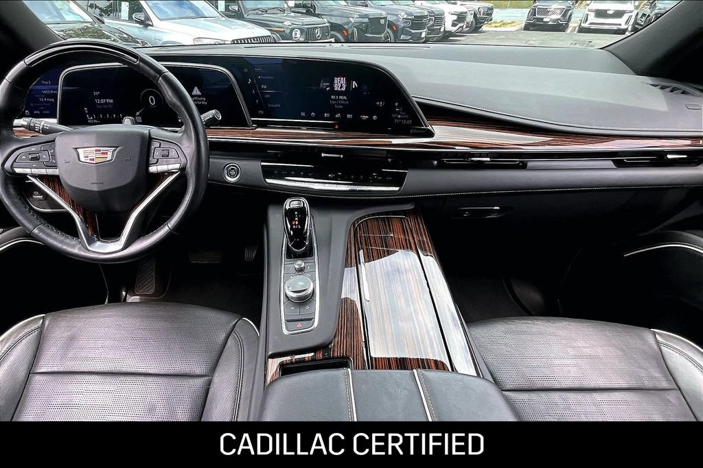 Certified 2023 Cadillac Escalade Premium Luxury AWD/4WD image 14