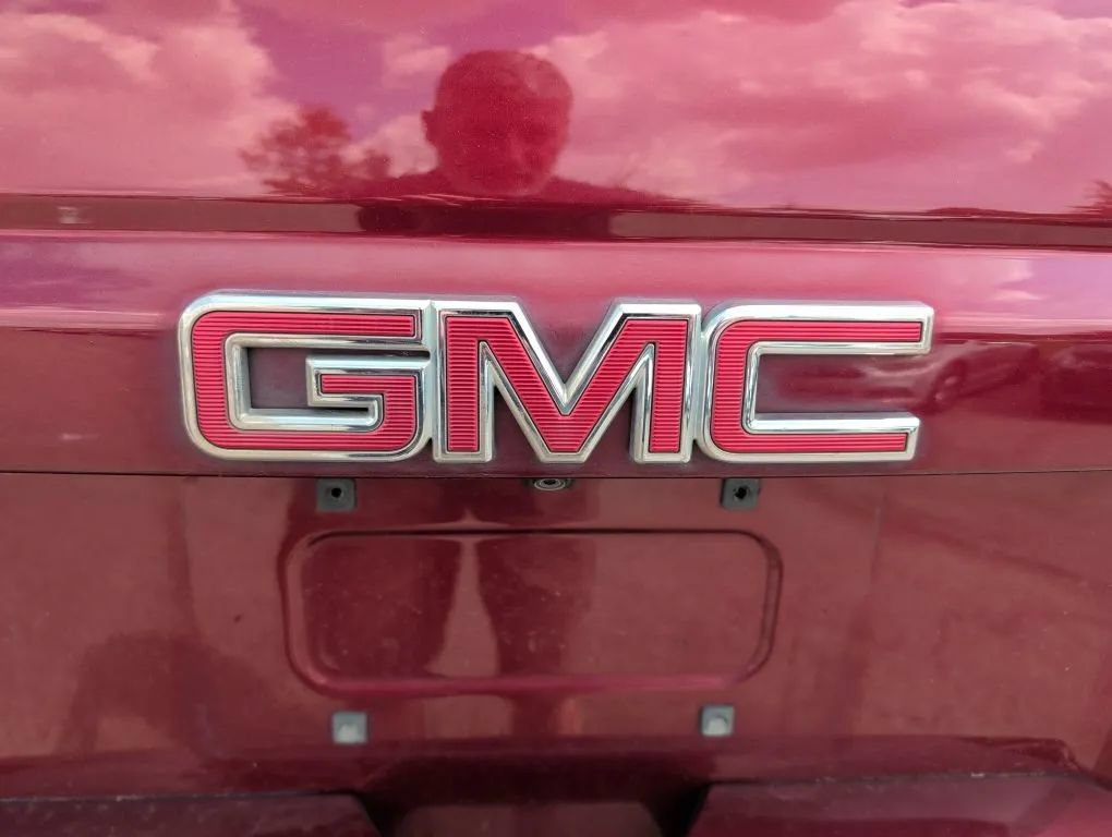 Used 2019 GMC Yukon SLT AWD/4WD image 10