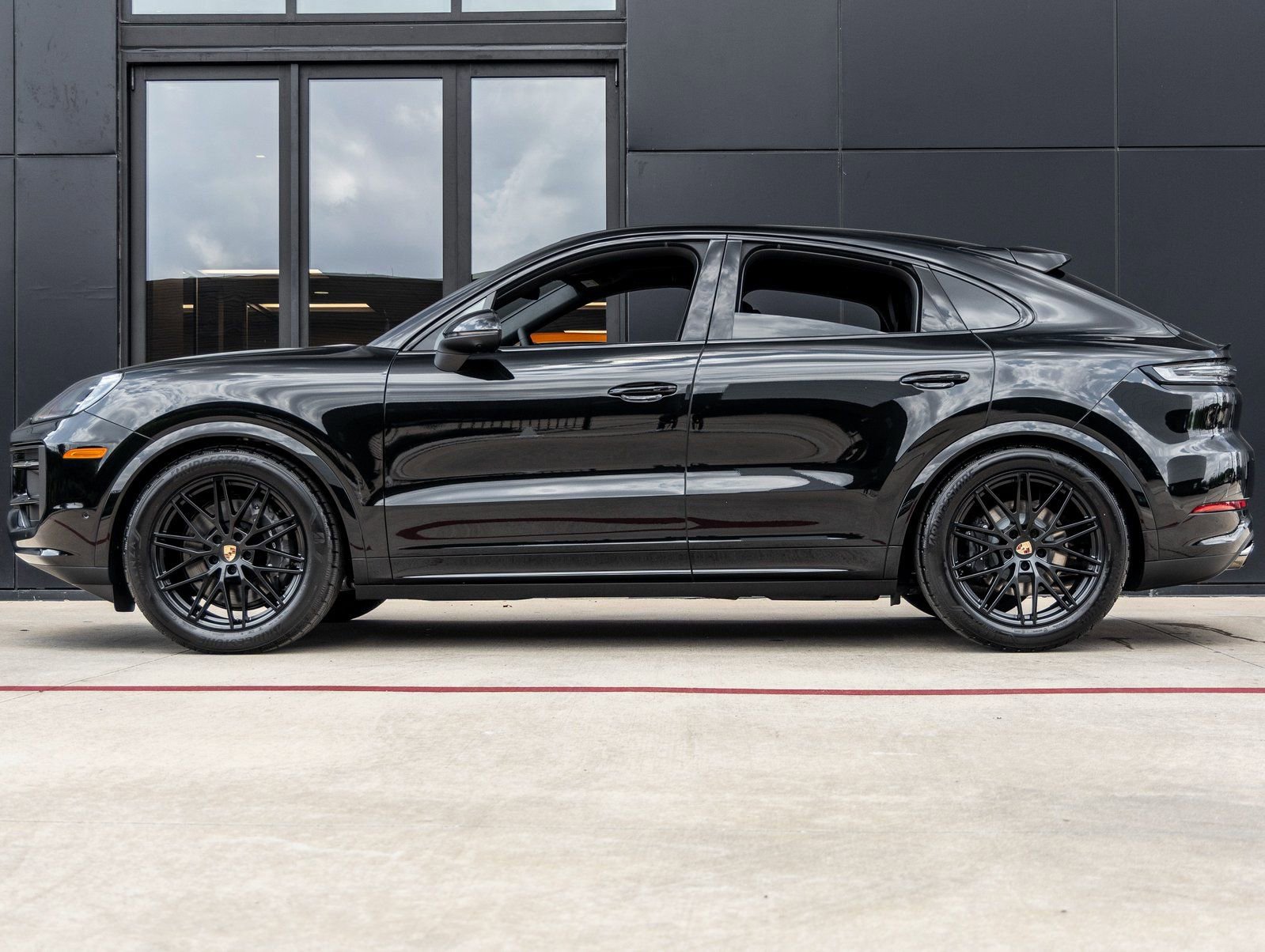 Used 2026 Porsche Cayenne Coupe video 2