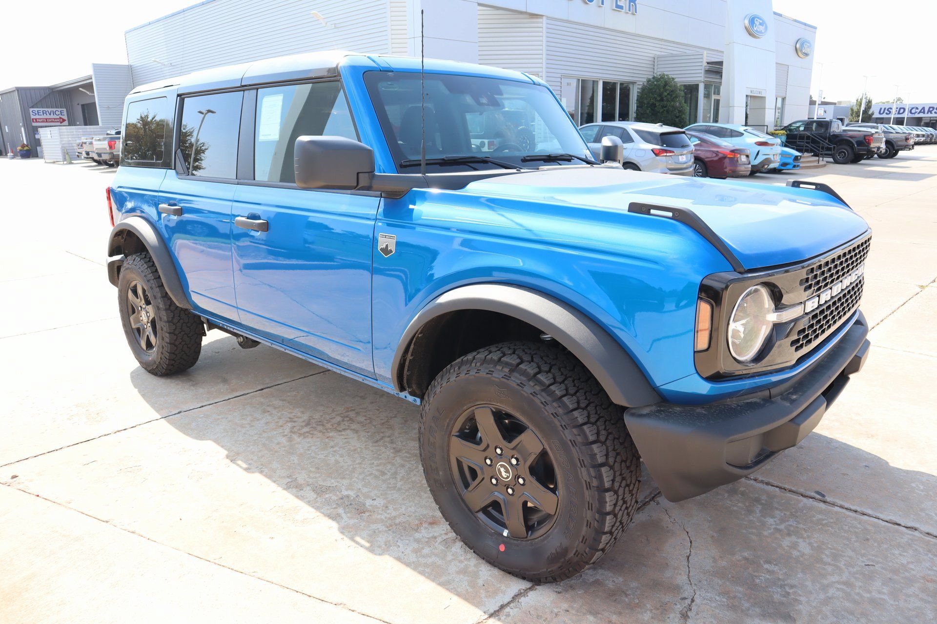 New 2025 Ford Bronco Big Bend AWD/4WD image 1